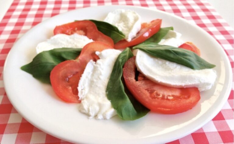 Overheerlijke Italiaanse Caprese-salade