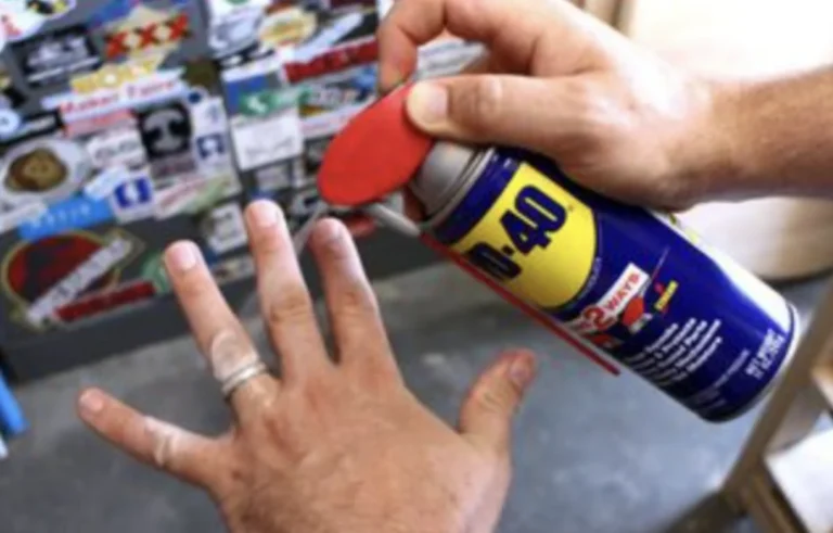 19 geheime manieren om WD-40 óók voor te gebruiken in het huis